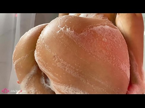 ❤️ Une brune masturbe sa chatte avec un vibrateur jusqu'à un orgasme intense sous la douche. ❤️ Vidéo de sexe at fr.porno24-7.ru